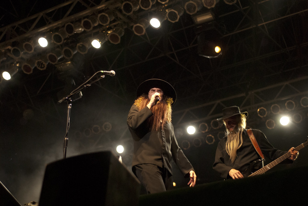 “Weird Al” Yankovic is dressed in costume reflecting his look in his “Amish Paradise” music video, parodying Coolio’s “Gangsta’s Paradise”.