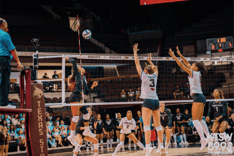 India Bennett hitting over the Beaver Wall